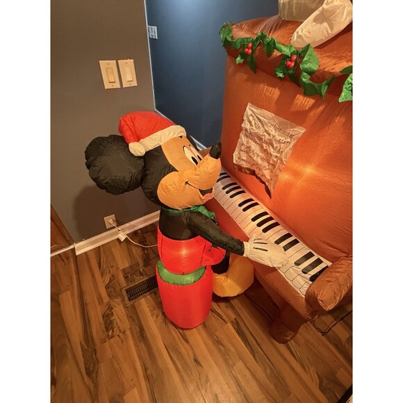 Christmas Disney 7.5 ft Light Up Mickey & Minnie Mouse Piano Airblown Inflatable - Picture 3 of 16